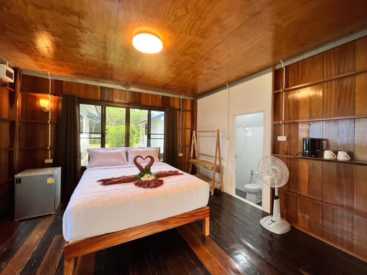 Koh Jum Paradise Resort Экстерьер фото