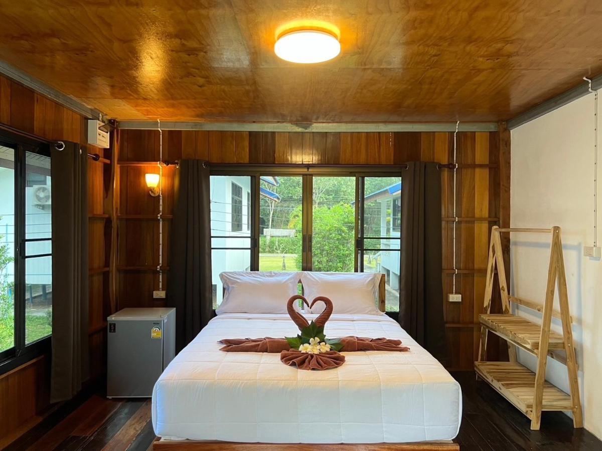 Koh Jum Paradise Resort Экстерьер фото